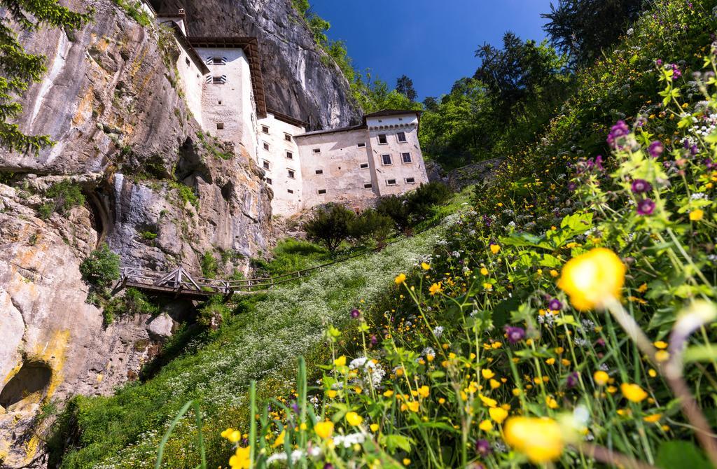 Postojna Cave Hotel Jama Extérieur photo