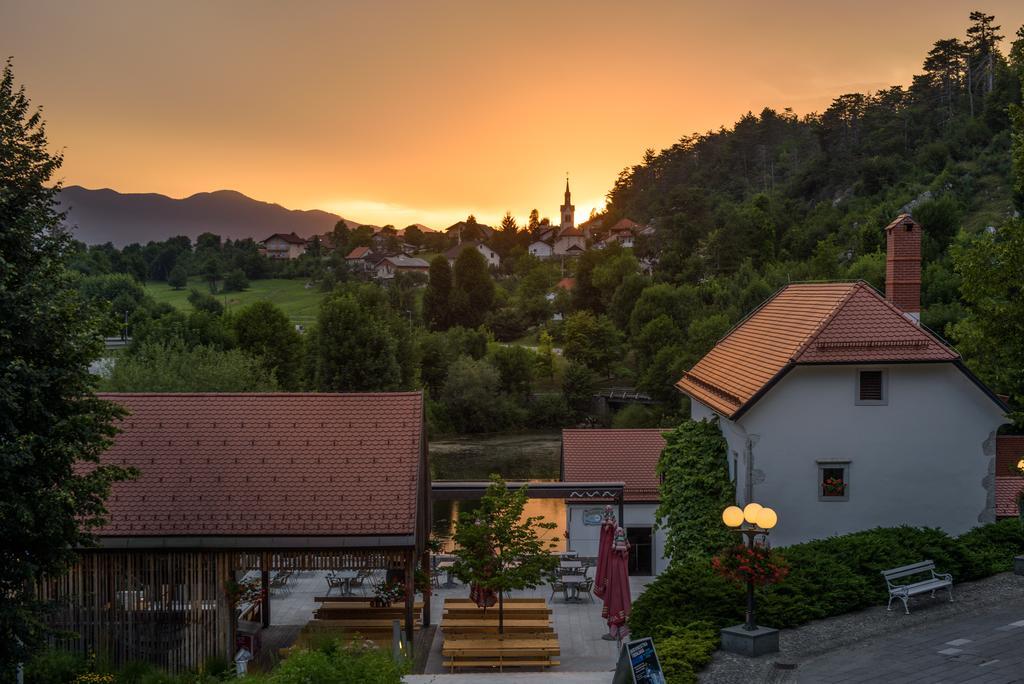 Postojna Cave Hotel Jama Extérieur photo