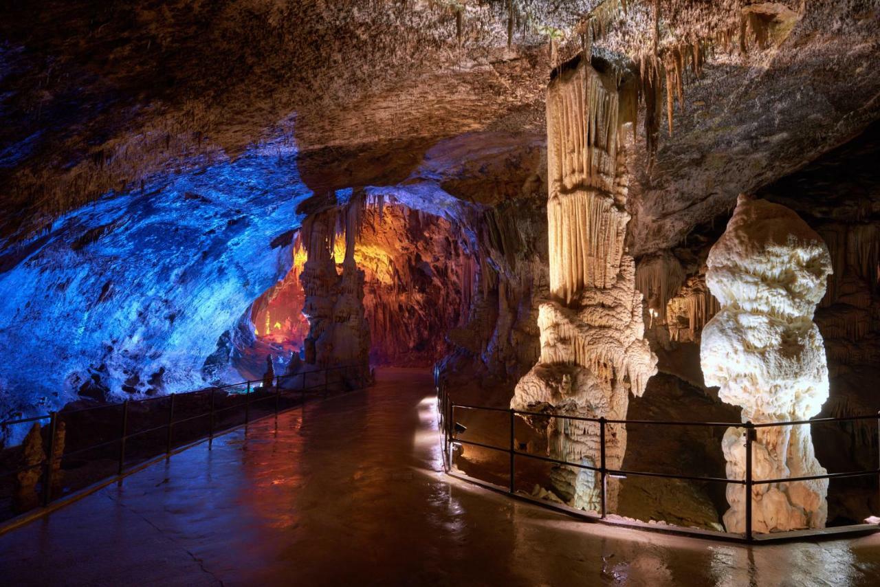 Postojna Cave Hotel Jama Extérieur photo